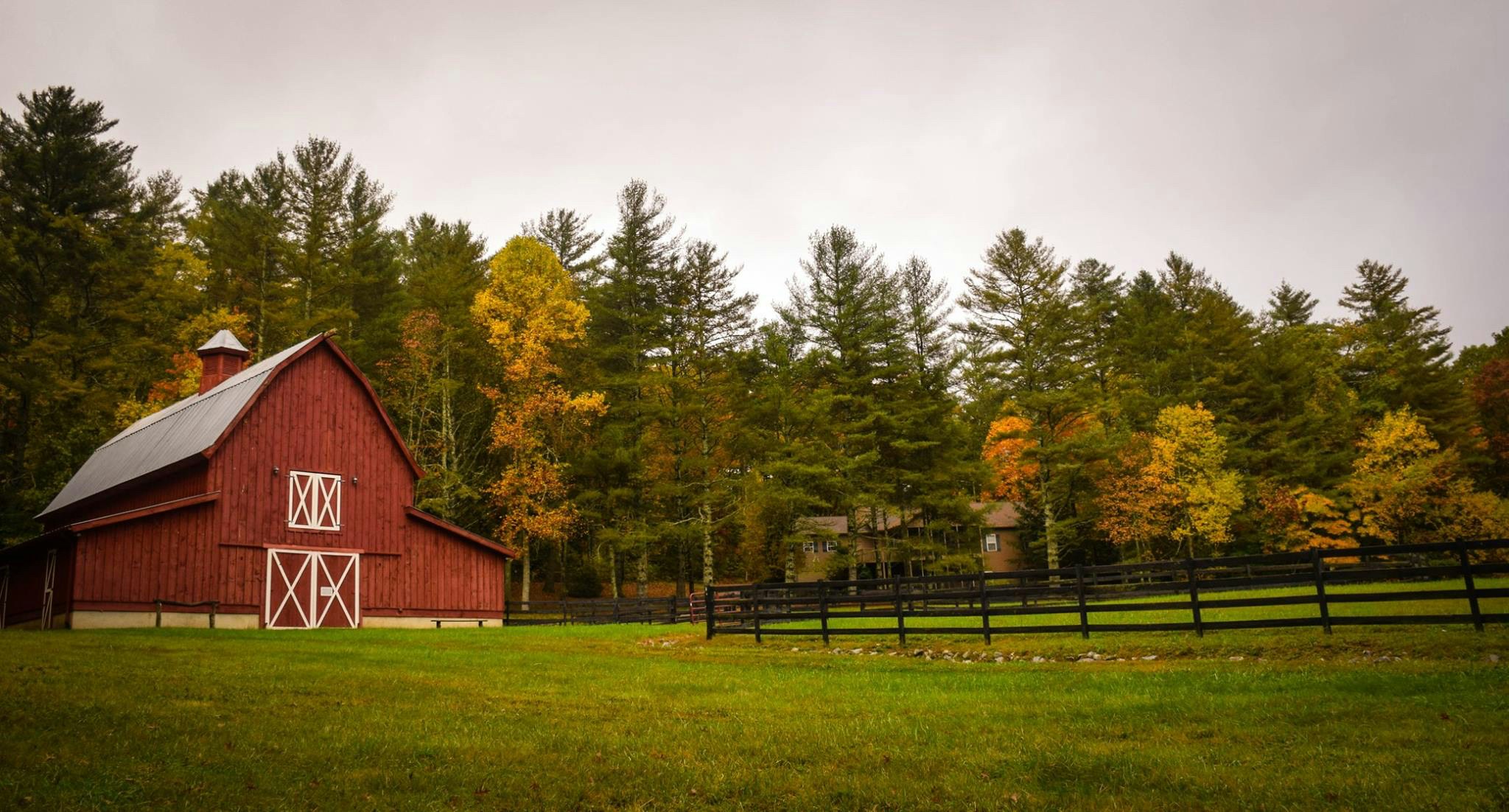 Robert McHenry Barn